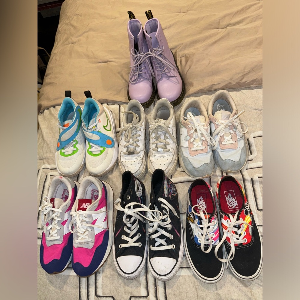 Girls Sneakers